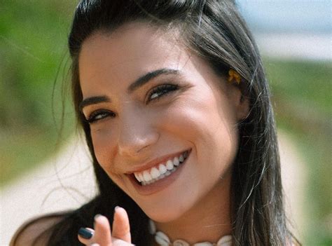 O artista publicou uma fotografia ao lado de nuno gomes, revelando que o antigo jogador de futebol era o crush (alguém por quem se tem uma paixoneta) da atriz. Assistente de «O Preço Certo» faz participação em «Dancin ...