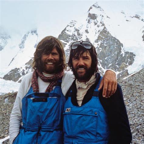 Reinhold messner is a famous mountaineer, explorer, and adventurer from italy. Das BERGSTEIGER-Interview mit Hans Kammerlander ...