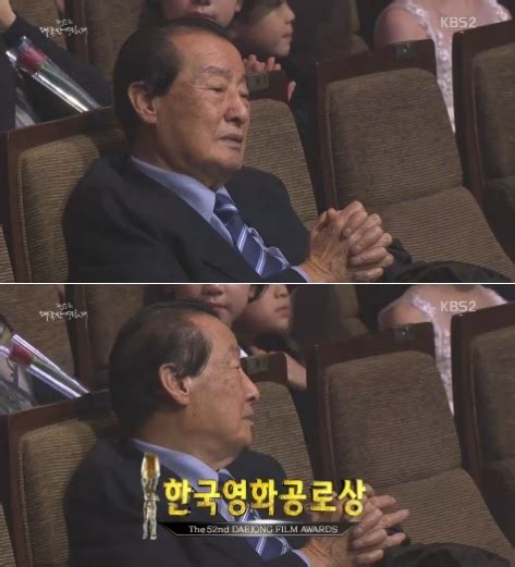 (배우 윤일봉 자녀(자식))(윤일봉 가족관계) 그런데 윤일봉 딸 윤혜진이 말하는 아버지의 결혼 생활이 좀 대단한 것 같네요. '엄태웅 장인' 윤일봉, 대종상 참석 불구 건강문제로 공로상 ...