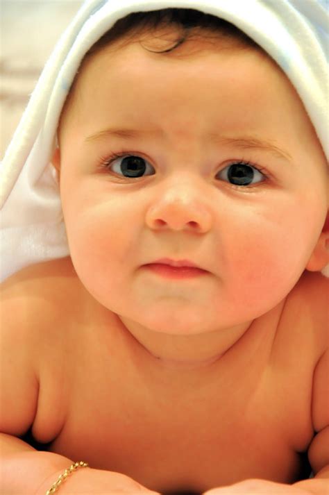 And also moong beans powder is used to bath new born babies. Homemade Baby Bath Powder: Gram flour for Newborn Skin