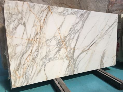 Bookmatch Calacatta Gold Marble Slab Italy - Buy Calacatta Gold Marble 