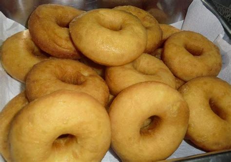 Jul 22, 2020 · untuk membuat donat kentang tidak diperlukan oven, karena pakai teknik digoreng. Resep Cara Membuat Donat Ubi Jalar