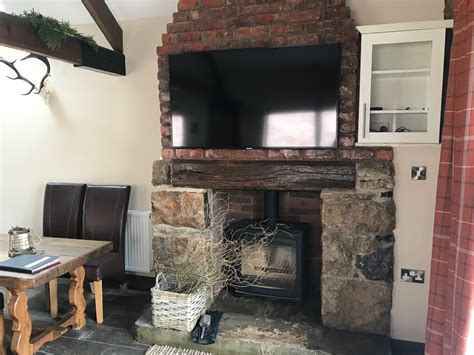 Nestled on a hillside in snowdonia national park, our log cabin holiday accommodation overlooks the rhinog mountains and offer easy access to snowdonia's mountains, beaches and tourist attractions. Log Cabins With Hot Tubs In North Wales | Llannerch ...