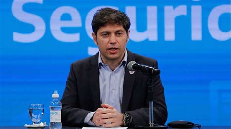 El gobernador y quien conduce el espacio político , que es la vicepresidenta , van a definir si me postulo en provincia , expresó. "El pelo no nace en los huevos", la frase de Axel Kicillof ...