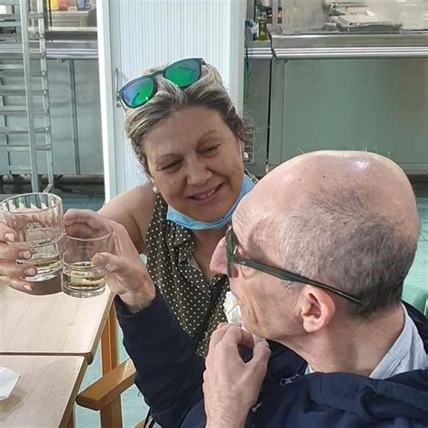 Antonio tem 11 vagas no perfil. Infeção pulmonar obriga António Cordeiro a fazer sete ...