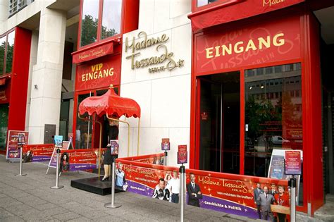 It has smaller museums in a number of other major cities. Madame Tussauds Berlino - Biglietti per il Museo delle Cere