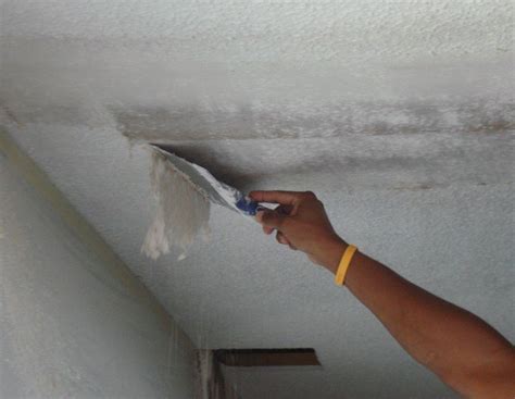 The appearance of a popcorn ceiling 1 is irregular and may resemble the texture of popcorn or even cottage cheese. How to Remove Popcorn Ceiling Safely - Popcorn Ceiling ...