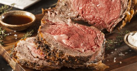 Prime rib is a classic roast beef preparation made from the beef rib primal cut, usually roasted with the bone in and served with its natural juices. Prime Rib At 250 Degrees / Is It Done Target Temperatures For Smoked Beef Barbecuebible Com ...