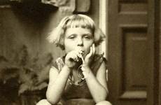 blowing 1930s