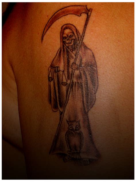 Thank you for this day, one more beautiful day, so i may have it to live, love, and laugh my own way, amen. santa muerte | santa muerte tatuaje | tatuajespiris | Flickr