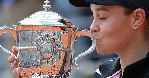 Ash barty has been propelled to world fame after claiming the women's singles trophy at roland garros, but to mob she was already a legend of the game. 12 MONTHS AGO ASH BARTY WON HER FIRST MAJOR - THE FRENCH ...