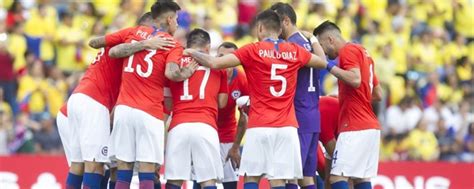 La argentina debuta el sábado 15 y comparte grupo con paraguay las selecciones que participan son brasil, paraguay, uruguay, argentina, perú, ecuador, chile el partido inaugural será entre brasil y bolivia y se jugará en san pablo, una de las cinco sedes de la. Argentina y Chile jugarán el partido inaugural en Copa ...