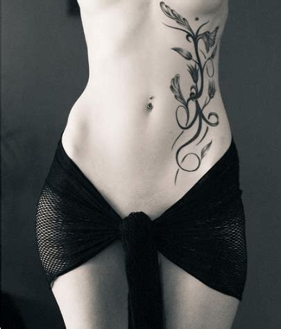 A feather tattoo on the stomach can have lots of meanings. The Most Stunning Stomach Tattoos For Girls