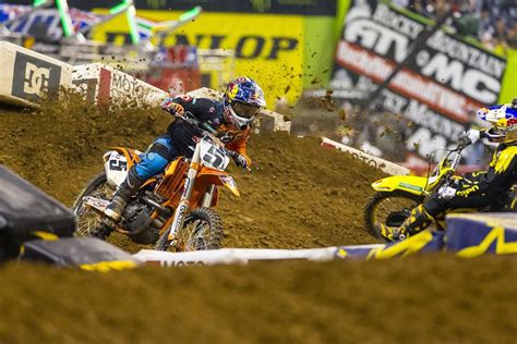 Posted on september 17, 2016, 6:28 pm by cowgirl. Houston Supercross: Villopoto Wins, Dungey Second