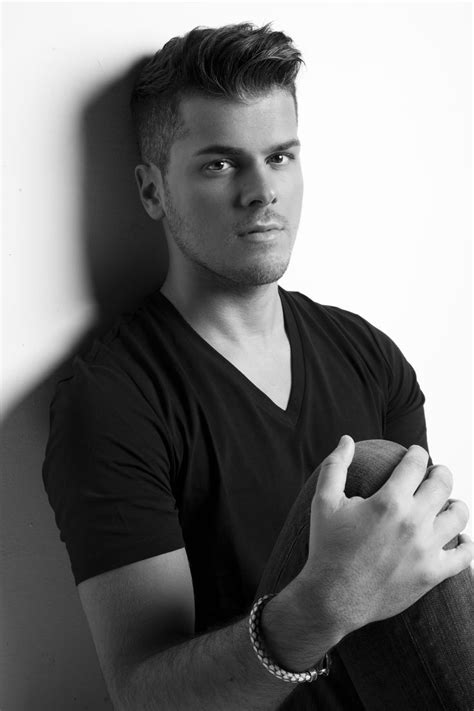 Mickael carreira (born mickael araújo antunes on 3 april 1986) is a portuguese pop singer and songwriter. Mickael Carreira 02 | Carreira, Do you love me?