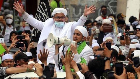 Sumber dari kepolisian menyebutkan … Polisi Jangan Istimewakan Pemimpin FPI Rizieq Shihab Lalu ...