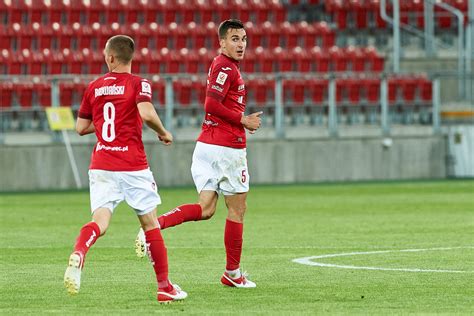 Widzew łódź live score (and video online live stream*), team roster with season schedule and results. Widzew - Elana TV TRANSMISJA NA ŻYWO Gdzie obejrzeć Widzew ...