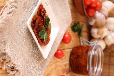 We did not find results for: Pomodorini secchi sott'olio | L'aPINA in cucina