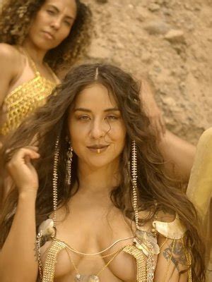 Music video by denise rosenthal performing tiene sabor (live at movistar arena / 2019). Cultura - Agenda | m360.cl - #Editadoparamujeres