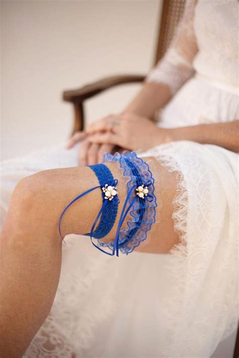 This weddings garter history dates back to dark ages where it was considered good luck to grab a piece of bride's dress. Where to Buy Wedding Garter Sets? - Ask Emmaline ...