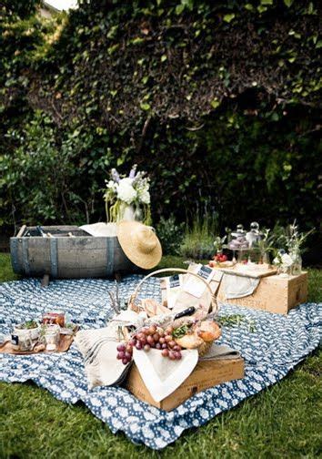 Find picnic 2021 recipes, menu ideas, and cooking tips for all levels from bon appétit, where food and culture meet. Romantic Picnic Ideas | Country picnic, Picnic, Picnic time