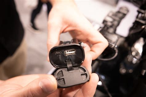 Cactus ep1 battery pack is designed to power cactus wireless flash rf60x and rf60. 7 Clever Little Gadgets & Accessories - Interbike 2018 ...