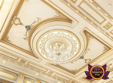 And further it give the ceiling an extra layer of coating to protect it from external. Classical Ceiling Gypsum Decor | House ceiling design ...