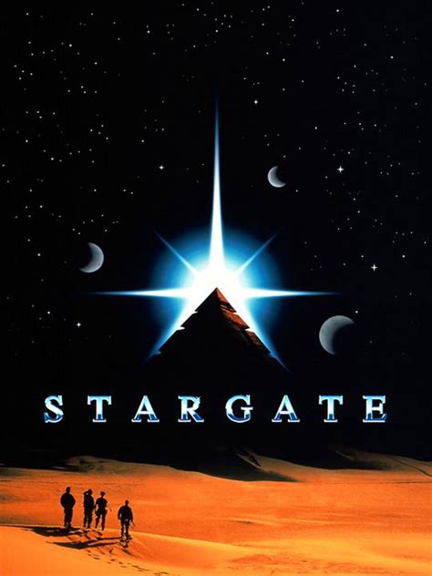 In 1928, a strange circular device is uncovered in egypt. Affiche du film Stargate, la porte des étoiles - Affiche 2 ...