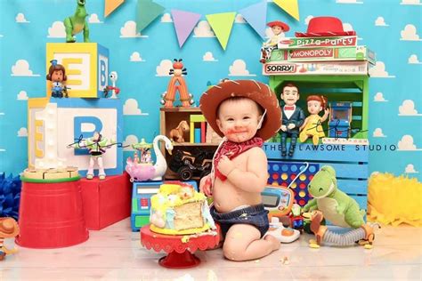 See more ideas about birthday photoshoot, 1st birthday photoshoot, birthday. Toy Story First Birthday Photoshoot in 2020 | Birthday ...