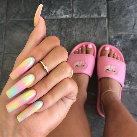 We did not find results for: Kylie Jenner's New Ombré Nails Use Two Surprising Shades ...