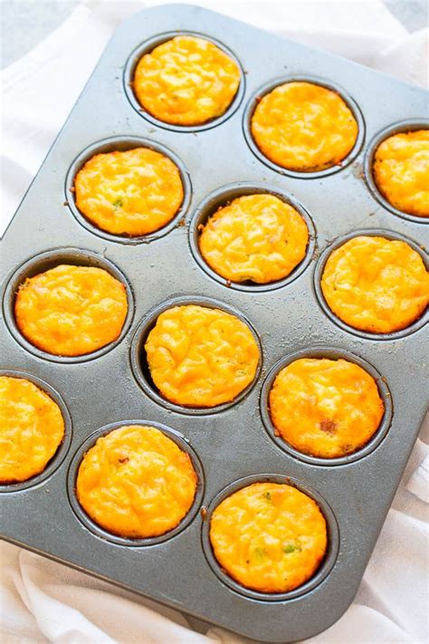 Eggs are an incredibly versatile food that can be eaten in a variety of different ways at every meal time. 100-Calorie Cheesy Sausage and Egg Muffins | Recipe | Low ...