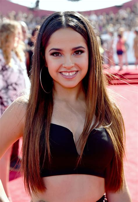 15 Gorgeous Celebrity Brunettes That Are The Definition Of Hair Color Goals | Becky g hair