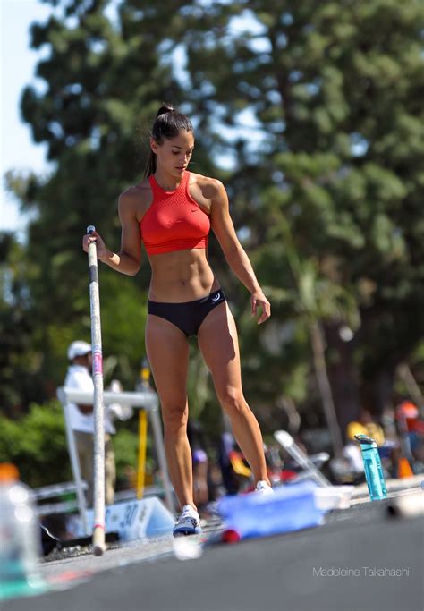 Another best documentary oscar winner, when we were kings captures nostalgic recollections of some of boxing's aging superstars who reigned at a time when the sport was at its popular peak. Allison Stokke : Ohlympics