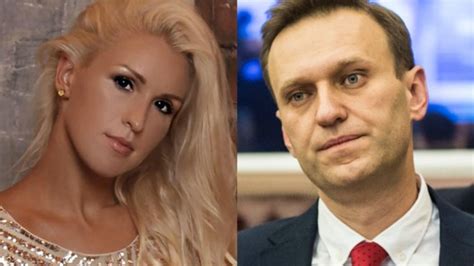 Алексей навальный, который находится в берлинской клинике «шарите», опубликовал в своём instagram новую фотографию и рассказал о лечении. Настя Васильева заменит Любу Соболь? Навальный хочет ...