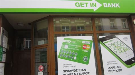 The bank is used by about 2,4 million clients, its products are available at over 500 individual points and franchises. UOKiK: Getin Noble Bank zwróci klientom opłatę za konto