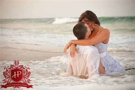 Find images of beach wedding. Pin on 2 IF BY SEA (kai)