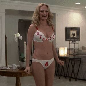 Two girls, carla and lou meet on the street outside a loft waiting for their boyfriends. Heather Graham GIFs download free | Heather graham, Gif