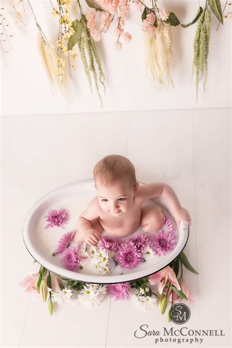 Photographing the baby bump in a milk water bath, surrounded by flowers, is a dreamy and elegant way to celebrate pregnancy. Ottawa Baby Photographer | Milk Bath Sessions | Sara ...