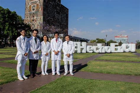 La muestra estuvo conformada por 300 estudiantes de los programas de psicología y medicina, de los cuales el 43% se encontraban en edades comprendidas entre los 18 a 20 años, y el 41% de 21 a. Participan alumnos de la UNAM en Concurso Internacional ...