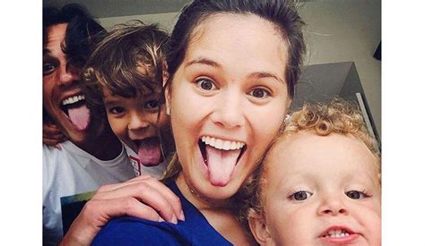 After months of rumors and gossip columns about his marital status, he confirmed the reports to the espectador. Edinson Cavani Maria Soledad Cabris Yarrus
