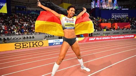 Bei der wm 2019 in doha hatte mihambo mit 7,30 meter gold geholt. Malaika Mihambo: Nach dem Gold im Weitsprung richtet sich ...