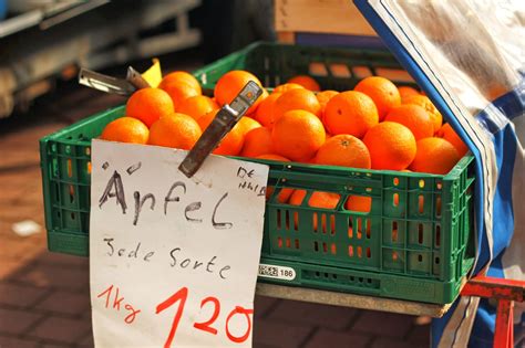 Was sie an ihrem leben genießen, wofür sie dankbar sind, was es zu dem leben macht, das sie haben. Den Spatz in der Hand: was mein Leben reicher macht