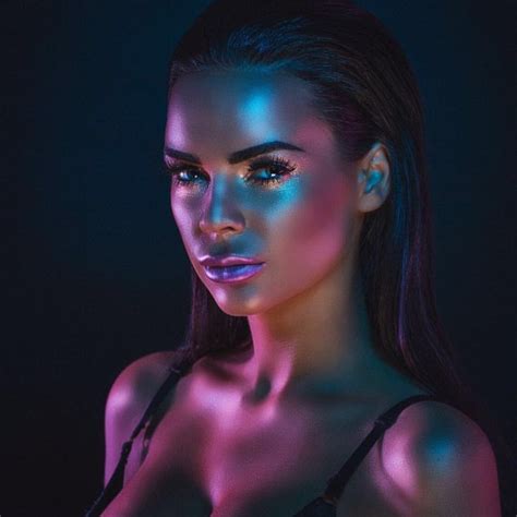 Последние твиты от ebony pics (@ebonypics). Makeup ~ Aurora Borealis #Luxurydotcom | Temel ...