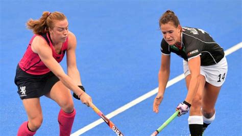 Die entscheidung besorgten pia maertens und anne schröder (beide 60. Deutsche Hockey-Damen haben EM-Halbfinaleinzug sicher ...