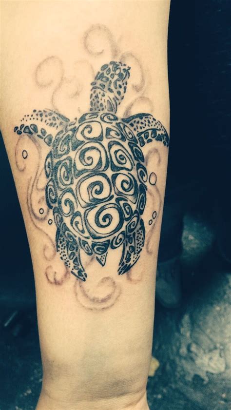 Find latest tattoos in 2013. Henna inspired sea turtle tattoo. I want to eventually do ...