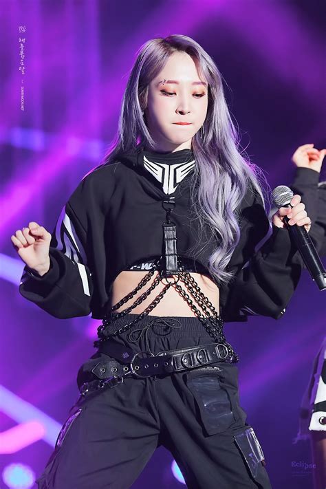 Moonbyul has also showcased her songwriting skills with mamamoo's appearances on immortal songs 2 (she wrote her own rap verses since there weren't any), the first ones being from january. Elena on in 2020 | Mamamoo moonbyul, Moonbyul, Mamamoo