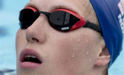 Videre er derimot ingeborg vassbakk løyning etter at hun svømte. Henrik svømmer for medalje i EM