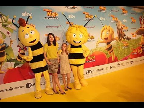  biene maja/maya blau  (2018) and  teppich mit. Filmpremiere "Die Biene Maja - Der Kinofilm" - roter ...