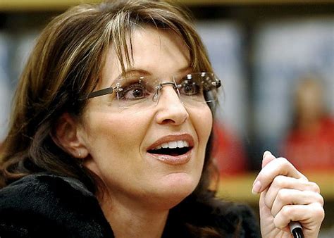 Sarah Palin to Fox News: Former Alaska Gov., 2008 GOP VP nominee, inks 
