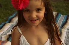 preteen olivia candid 여자 아름다운 아이 소녀 귀여운 sister 패션 작은 사진 포즈 어린이 의상 아기 erin abbey imgur